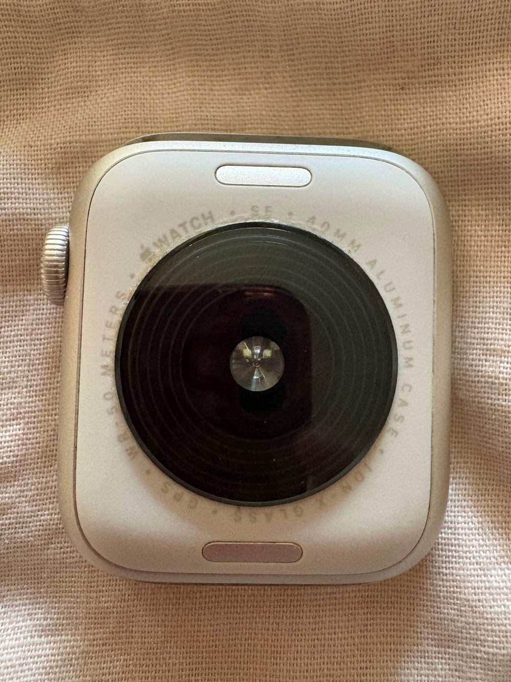 Apple Watch SE Aluminum Case in Starlight + additional straps & charging cord